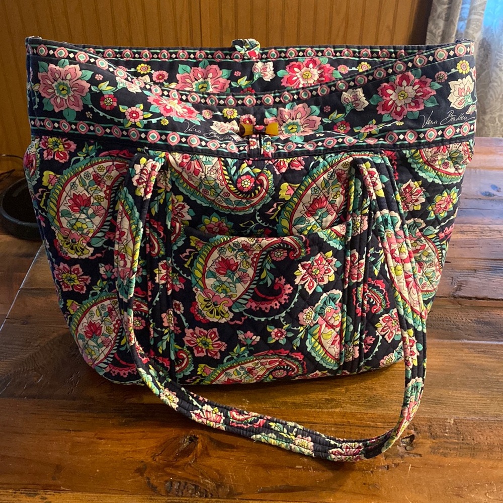 VGUC Vera Bradley tote